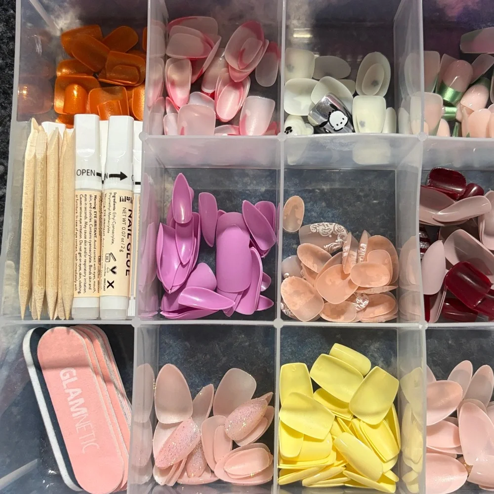 Nail Art Storage Organizer with Assorted Colors